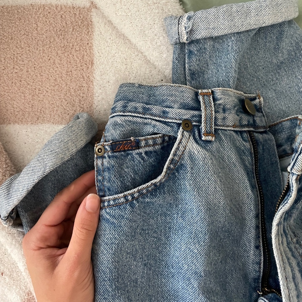 Chic vintage jeans